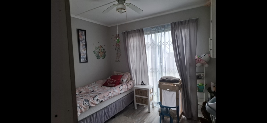 2 Bedroom Property for Sale in Sunnyridge Eastern Cape